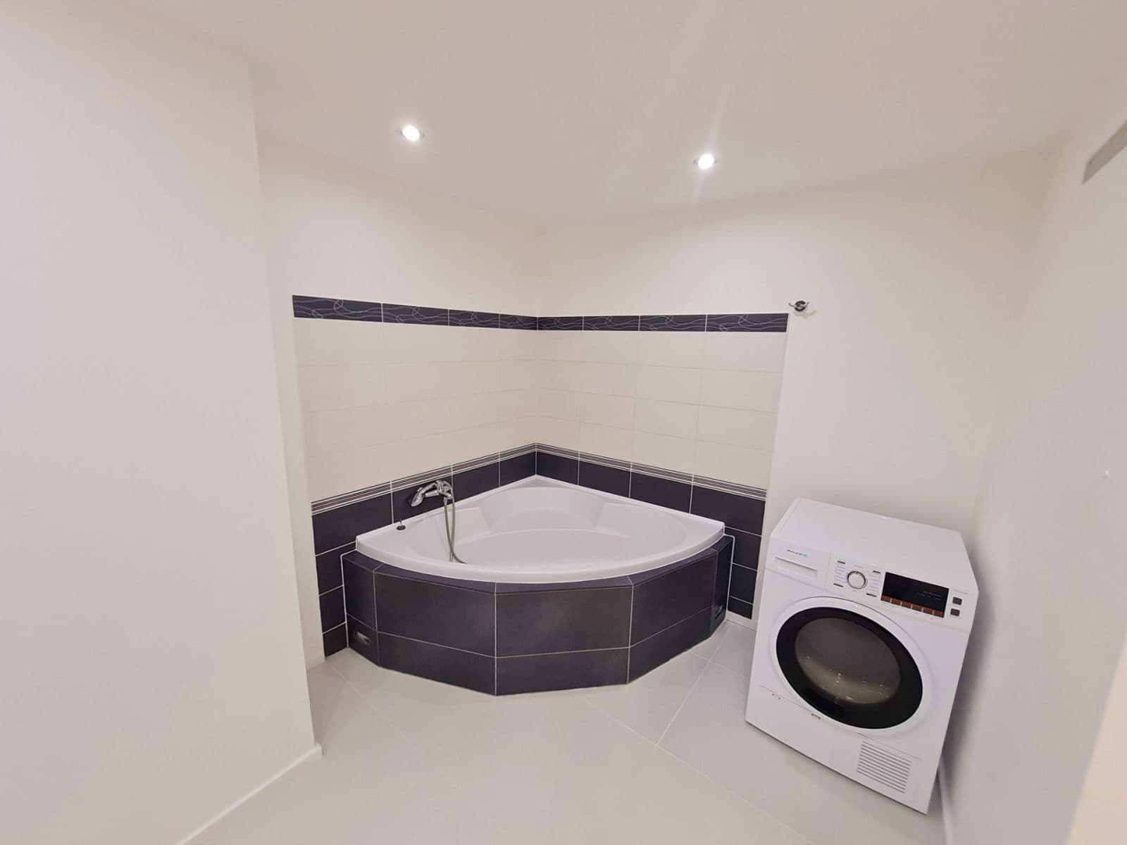 Pronájem bytu 3+kk 58 m², Brněnská, Kuřim, Jihomoravský kraj Pronájem bytu 3+kk 58 m², Brněnská, Kuřim, Jihomoravský kraj