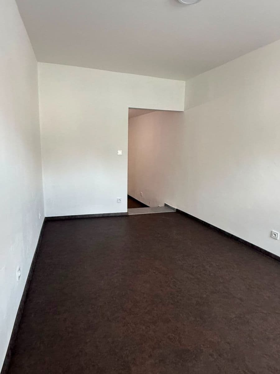 Pronájem bytu 1+kk 24 m², Klimešova, Brno, Jihomoravský kraj Pronájem bytu 1+kk 24 m², Klimešova, Brno, Jihomoravský kraj