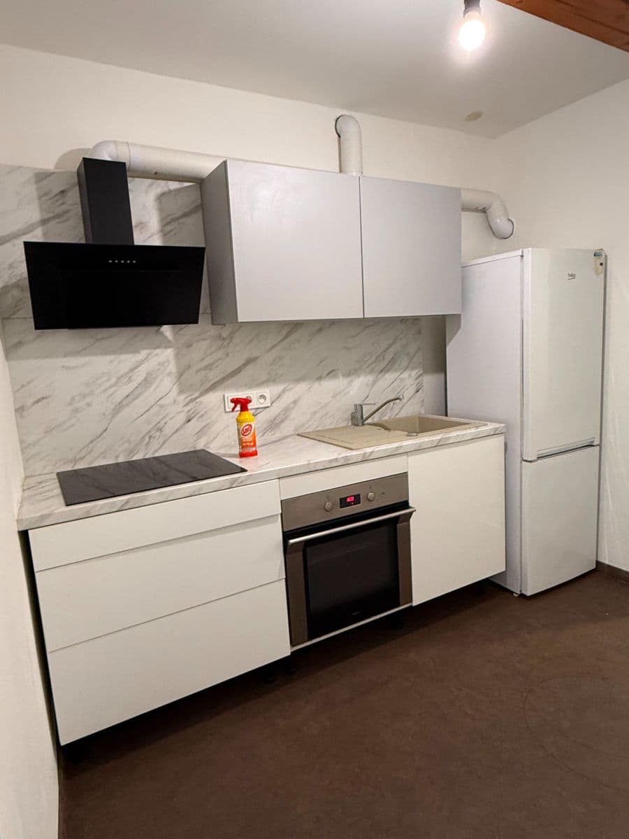 Pronájem bytu 1+kk 24 m², Klimešova, Brno, Jihomoravský kraj Pronájem bytu 1+kk 24 m², Klimešova, Brno, Jihomoravský kraj