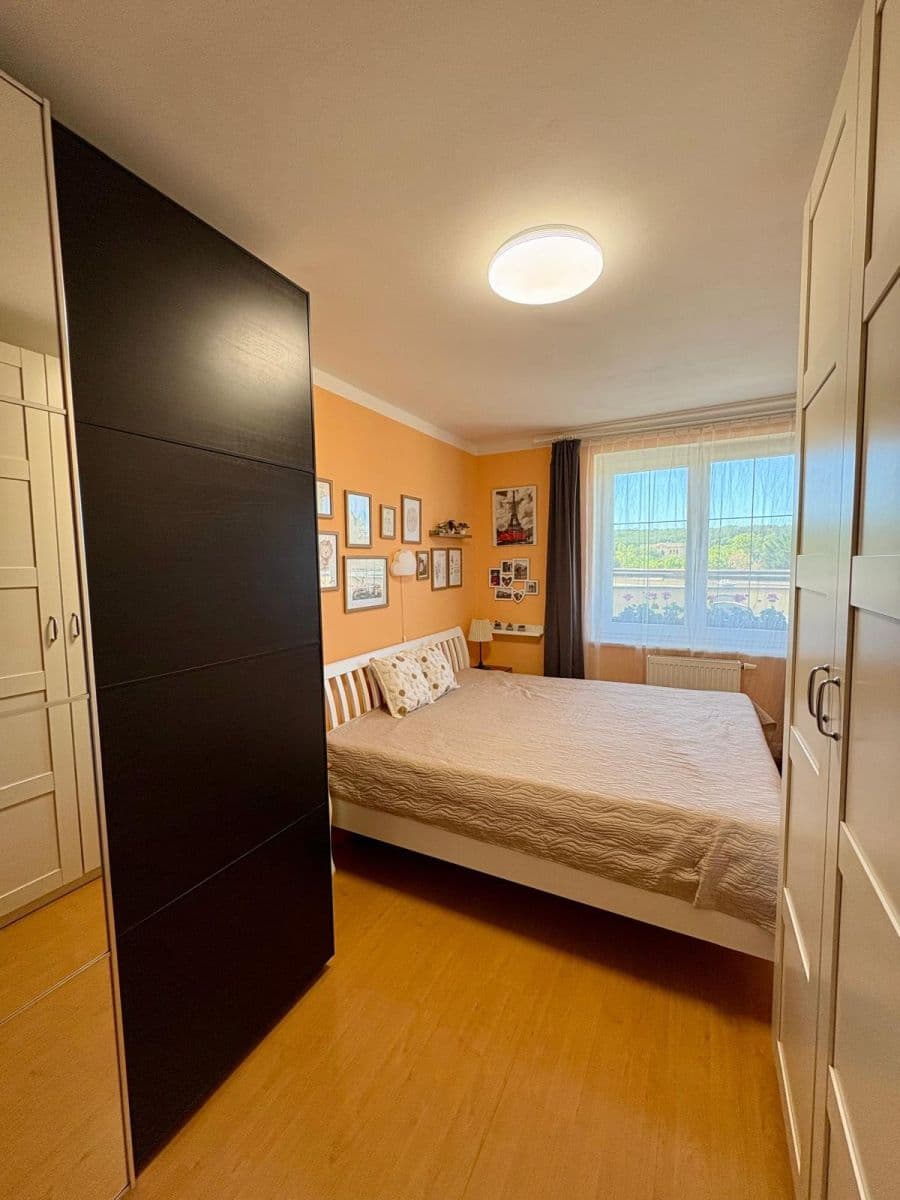 Prodej bytu 2+kk 61 m², Slunečná, Černošice, Středočeský kraj Prodej bytu 2+kk 61 m², Slunečná, Černošice, Středočeský kraj