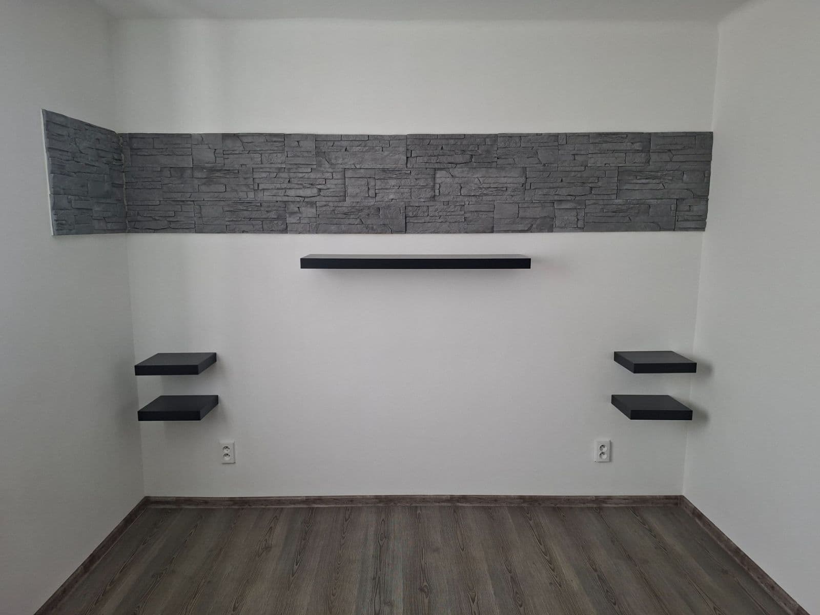 Pronájem bytu 3+1 75 m², Víta Nejedlého, Chrudim, Pardubický kraj Pronájem bytu 3+1 75 m², Víta Nejedlého, Chrudim, Pardubický kraj