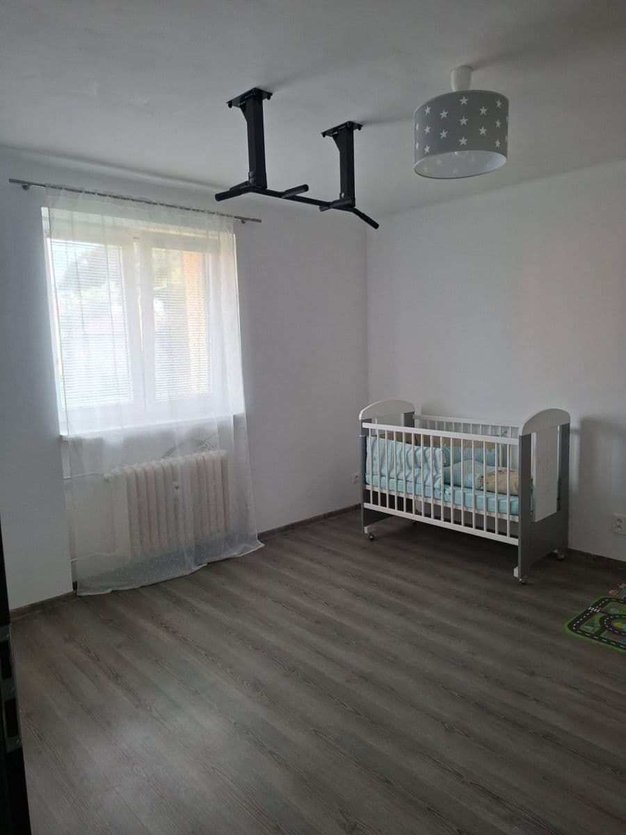 Pronájem bytu 3+1 75 m², Víta Nejedlého, Chrudim, Pardubický kraj Pronájem bytu 3+1 75 m², Víta Nejedlého, Chrudim, Pardubický kraj