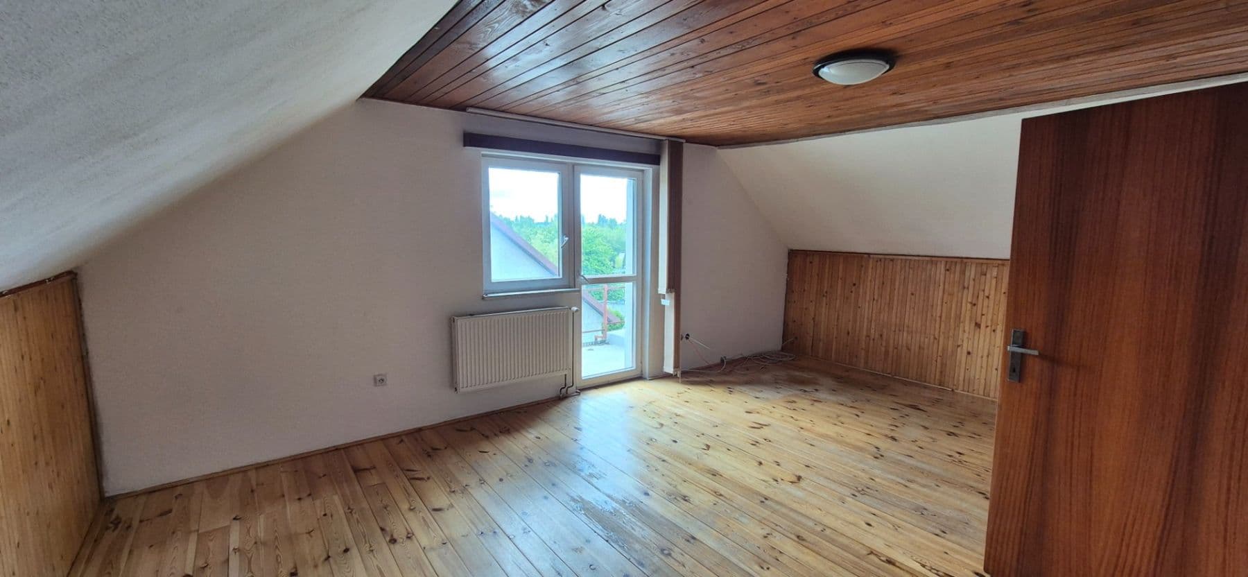 Prodej domu 333 m², pozemek 533 m², 28. října, Jindřichův Hradec, Jihočeský kraj Prodej domu 333 m², pozemek 533 m², 28. října, Jindřichův Hradec, Jihočeský kraj