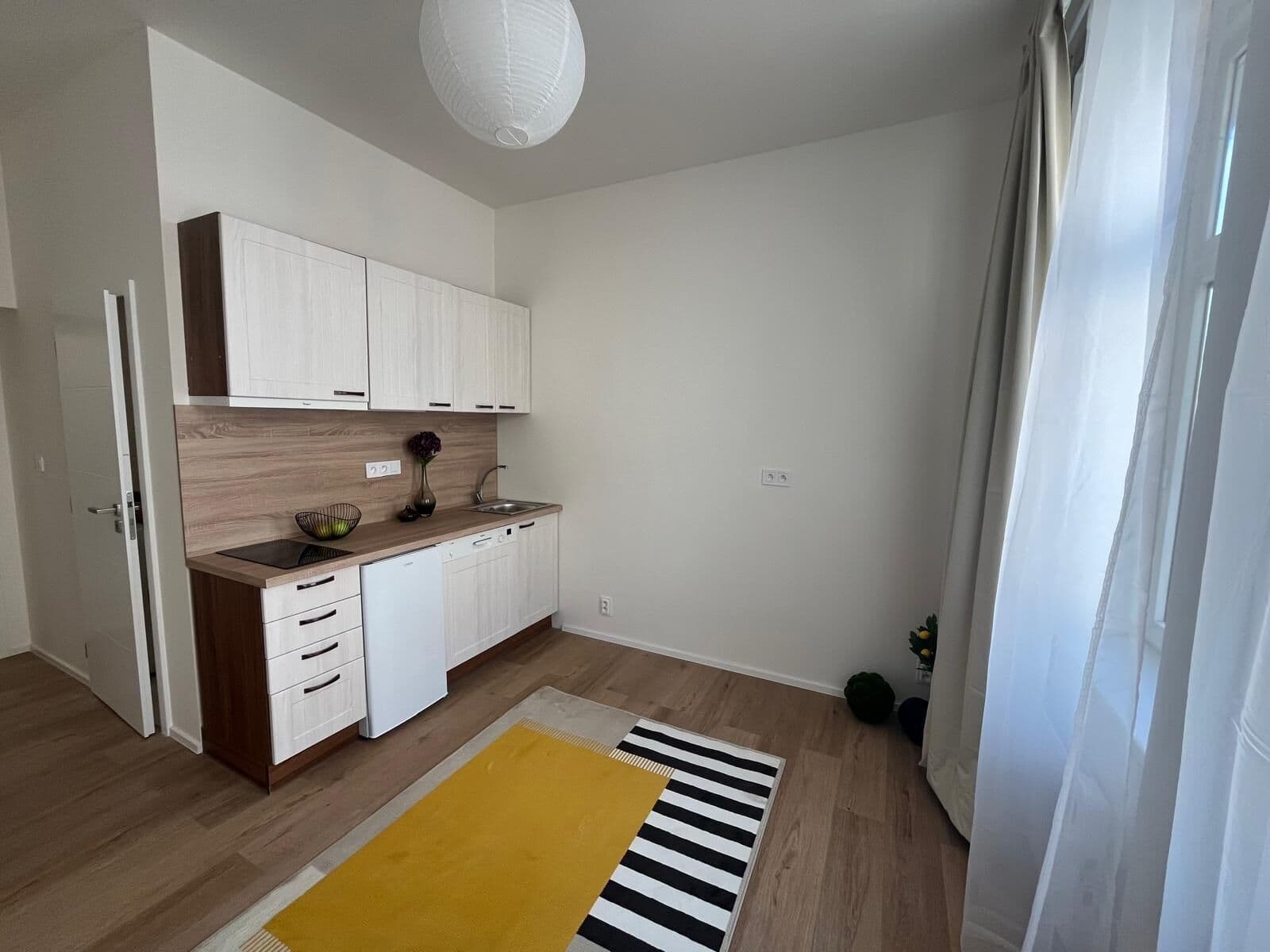 Pronájem bytu 1+kk 19 m², Kolmá, Praha, Praha Pronájem bytu 1+kk 19 m², Kolmá, Praha, Praha