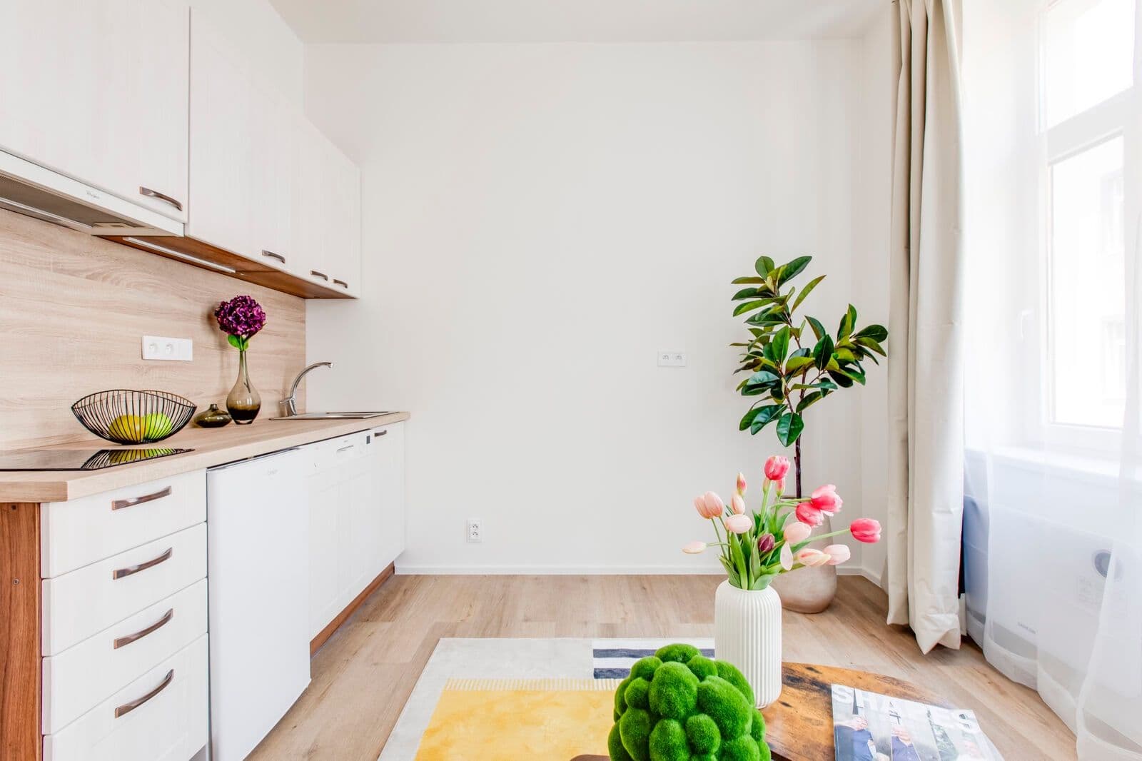 Pronájem bytu 1+kk 19 m², Kolmá, Praha, Praha Pronájem bytu 1+kk 19 m², Kolmá, Praha, Praha