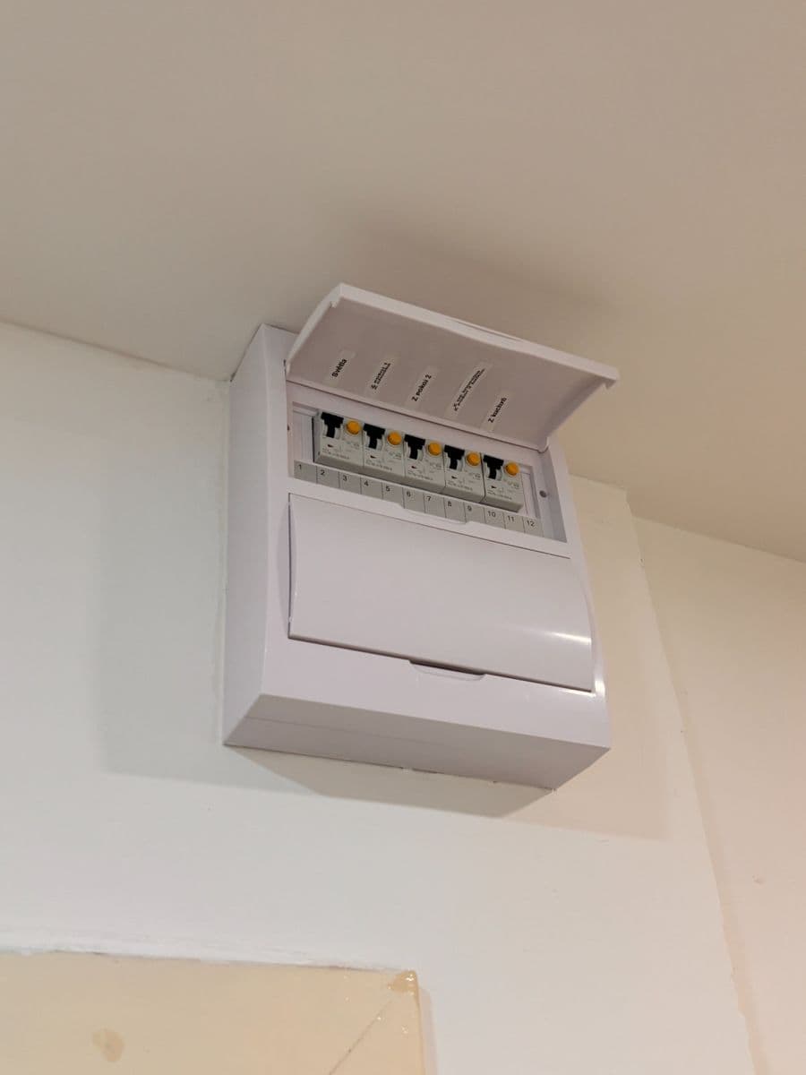 Pronájem bytu 3+1 85 m², U zámku, Teplice, Ústecký kraj Pronájem bytu 3+1 85 m², U zámku, Teplice, Ústecký kraj
