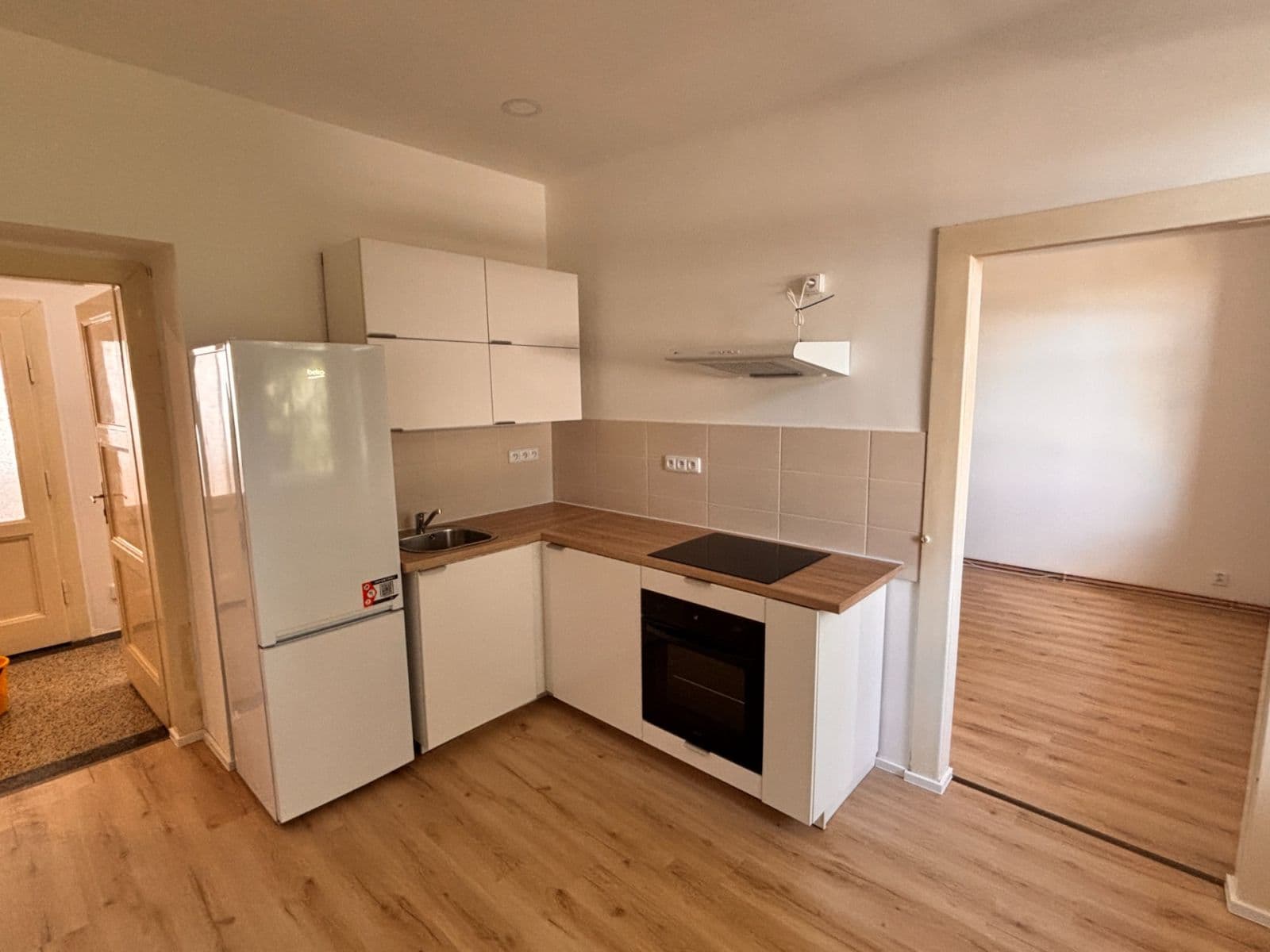 Pronájem bytu 3+1 85 m², U zámku, Teplice, Ústecký kraj Pronájem bytu 3+1 85 m², U zámku, Teplice, Ústecký kraj