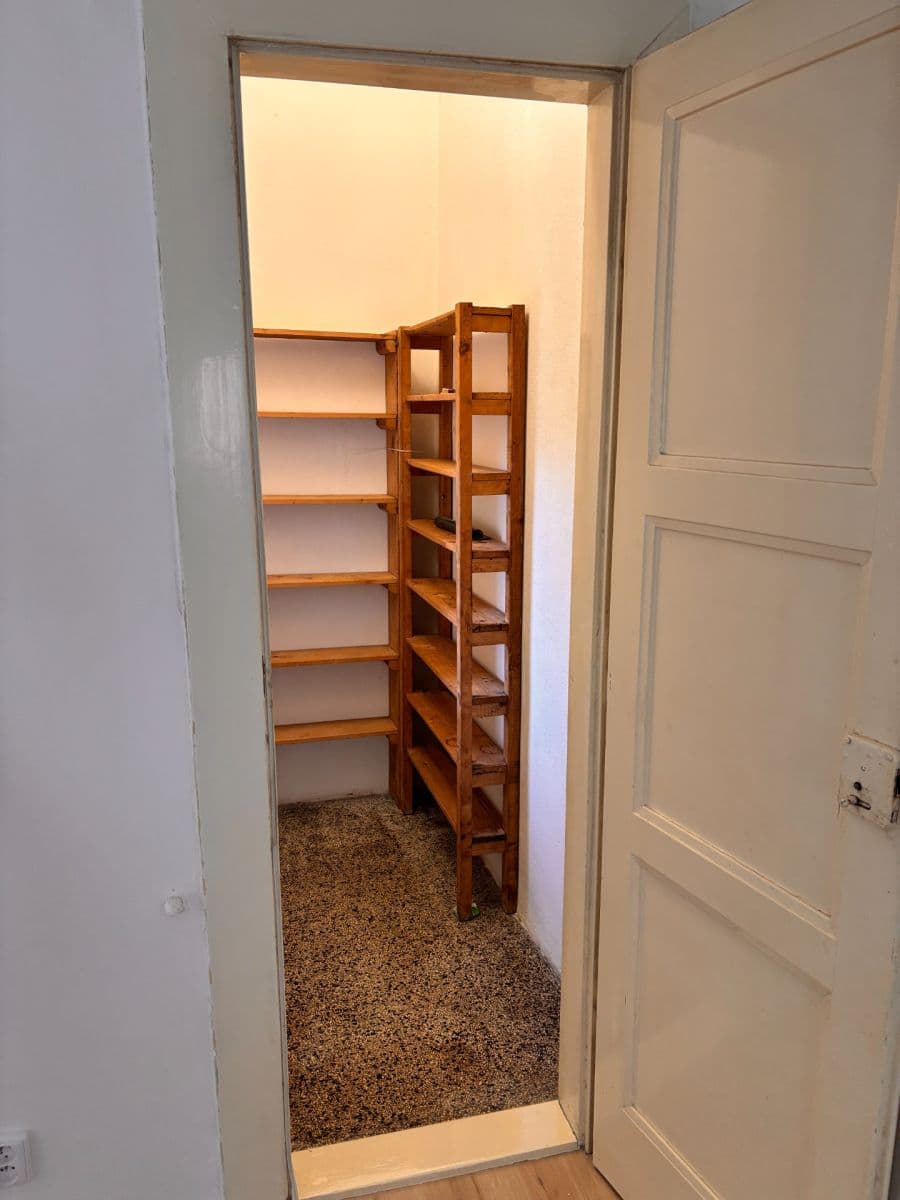 Pronájem bytu 3+1 85 m², U zámku, Teplice, Ústecký kraj Pronájem bytu 3+1 85 m², U zámku, Teplice, Ústecký kraj
