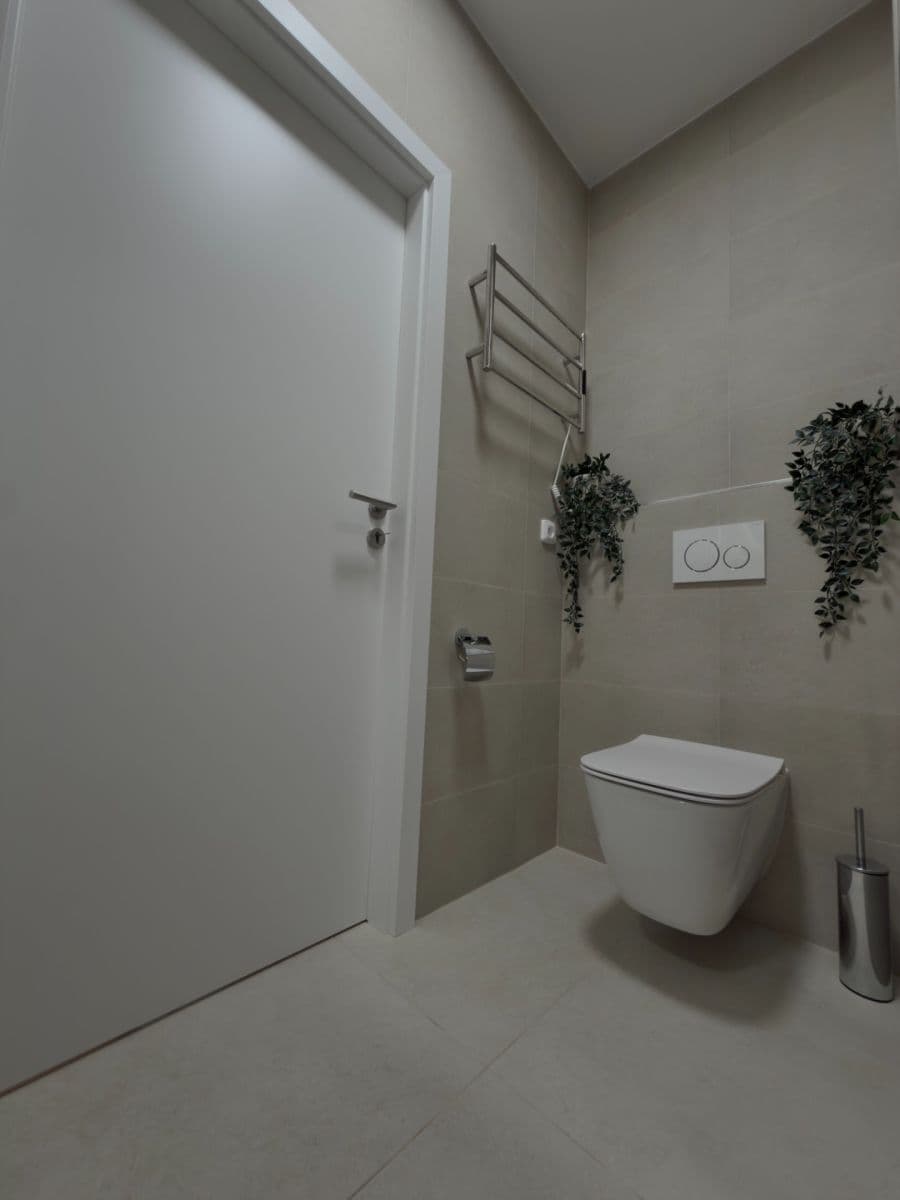 Prodej bytu 2+kk 43 m², V. Volfa, České Budějovice, Jihočeský kraj Prodej bytu 2+kk 43 m², V. Volfa, České Budějovice, Jihočeský kraj