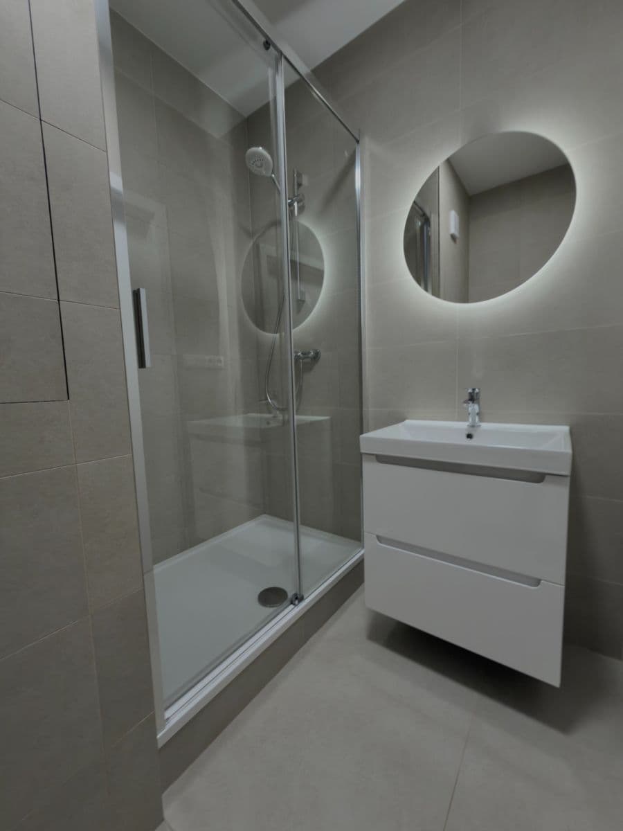 Prodej bytu 2+kk 43 m², V. Volfa, České Budějovice, Jihočeský kraj Prodej bytu 2+kk 43 m², V. Volfa, České Budějovice, Jihočeský kraj
