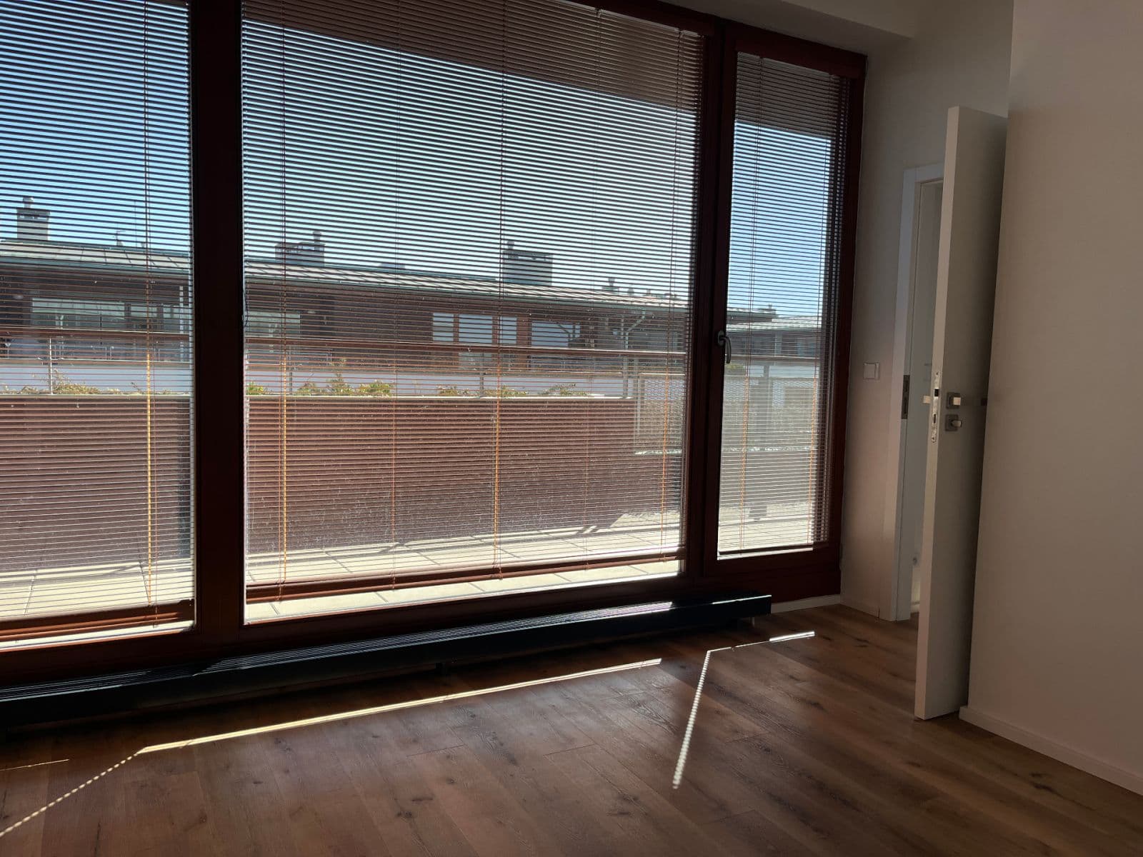 Pronájem bytu 2+kk 80 m², U Náměstí, Dolní Břežany, Středočeský kraj Pronájem bytu 2+kk 80 m², U Náměstí, Dolní Břežany, Středočeský kraj