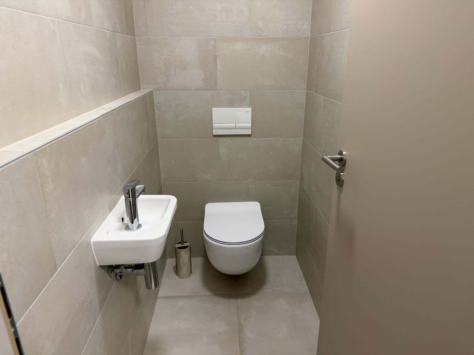 Pronájem bytu 2+kk 50 m², Arnošta Valenty, Praha, Praha Pronájem bytu 2+kk 50 m², Arnošta Valenty, Praha, Praha