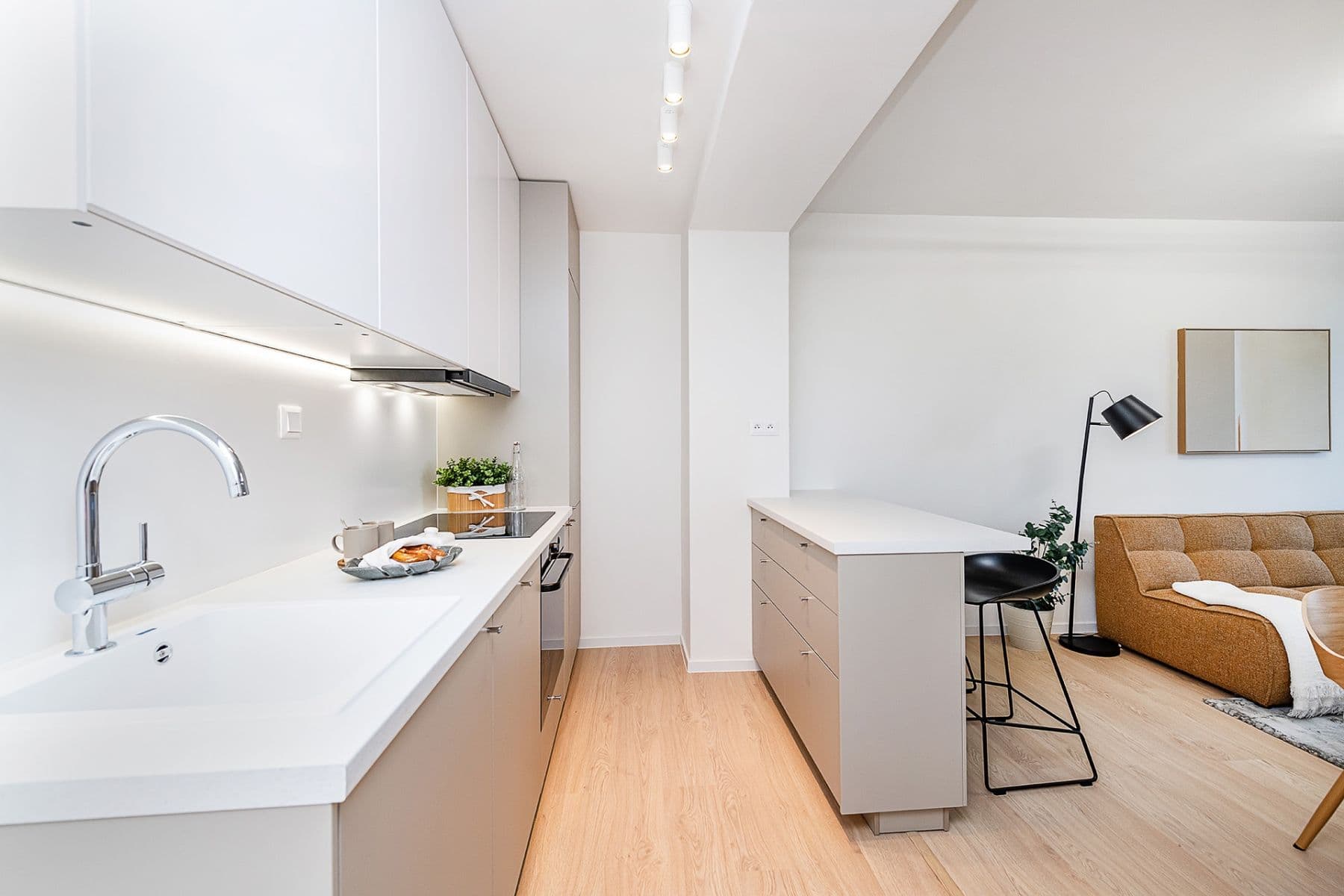 Prodej bytu 4+kk 80 m², U Slavie, Praha, Praha Prodej bytu 4+kk 80 m², U Slavie, Praha, Praha