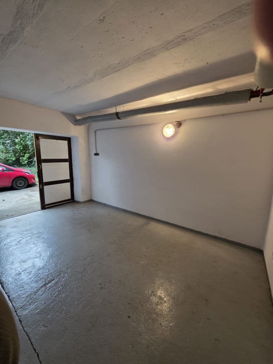 Pronájem garáže 15 m², Praha, Praha Pronájem garáže 15 m², Praha, Praha