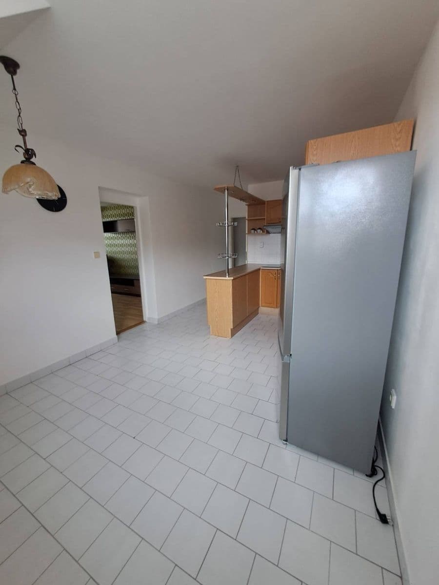 Pronájem bytu 3+1 95 m², Na Dědině, Vacenovice, Jihomoravský kraj Pronájem bytu 3+1 95 m², Na Dědině, Vacenovice, Jihomoravský kraj