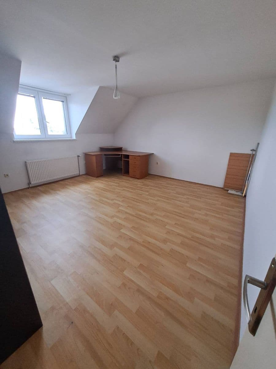 Pronájem bytu 3+1 95 m², Na Dědině, Vacenovice, Jihomoravský kraj Pronájem bytu 3+1 95 m², Na Dědině, Vacenovice, Jihomoravský kraj