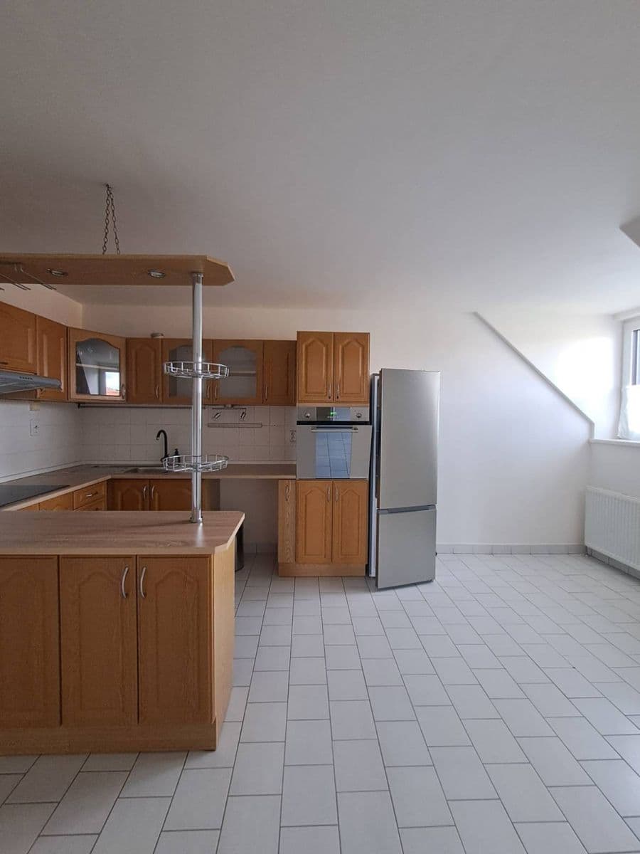 Pronájem bytu 3+1 95 m², Na Dědině, Vacenovice, Jihomoravský kraj Pronájem bytu 3+1 95 m², Na Dědině, Vacenovice, Jihomoravský kraj
