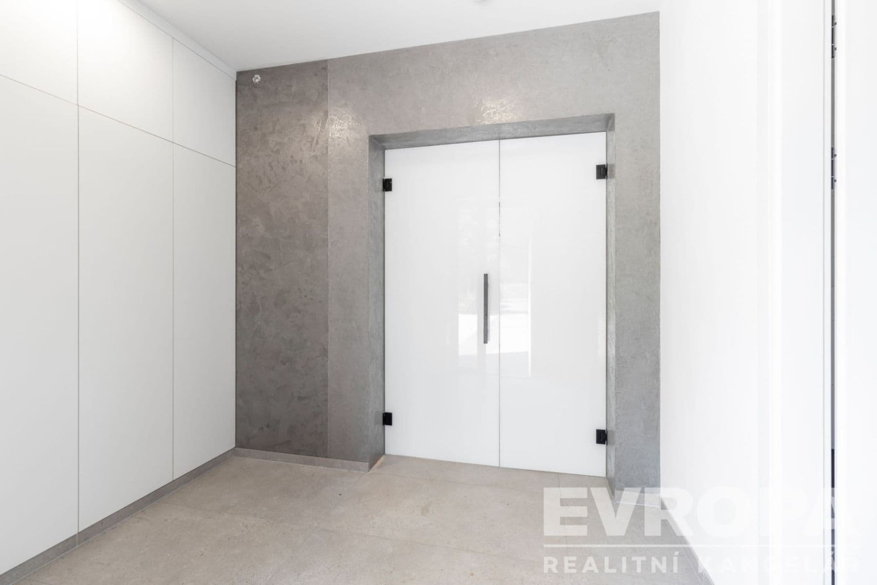 Pronájem domu 202 m², pozemek 348 m², Vinná, Praha, Praha Pronájem domu 202 m², pozemek 348 m², Vinná, Praha, Praha