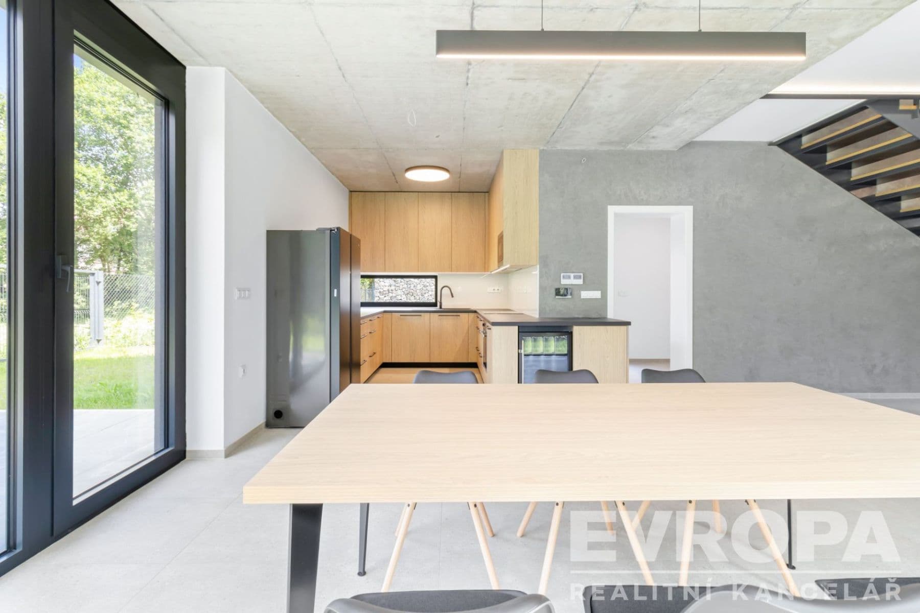 Pronájem domu 202 m², pozemek 348 m², Vinná, Praha, Praha Pronájem domu 202 m², pozemek 348 m², Vinná, Praha, Praha