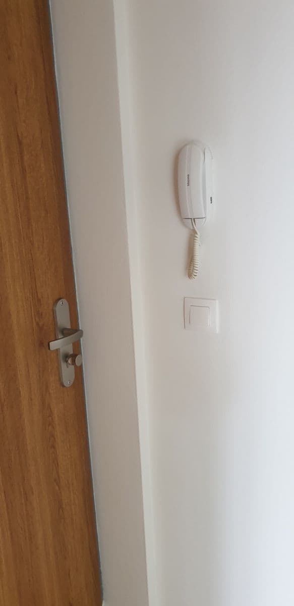 Pronájem bytu 2+kk 53 m², Zátopkova, Milovice, Středočeský kraj Pronájem bytu 2+kk 53 m², Zátopkova, Milovice, Středočeský kraj