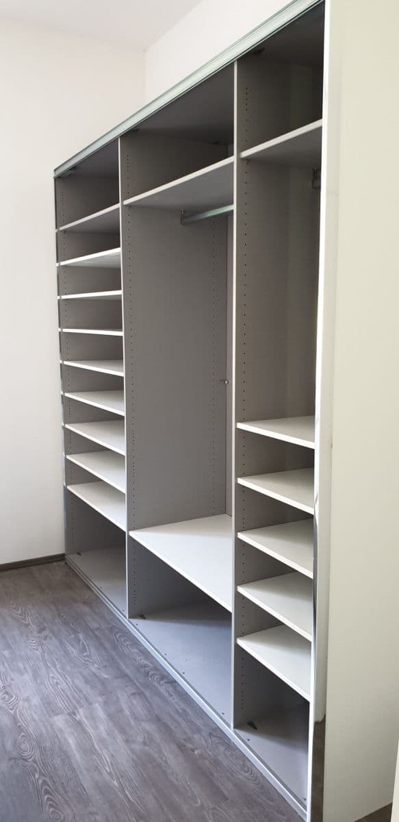 Pronájem bytu 2+kk 51 m², Zátopkova, Milovice, Středočeský kraj Pronájem bytu 2+kk 51 m², Zátopkova, Milovice, Středočeský kraj