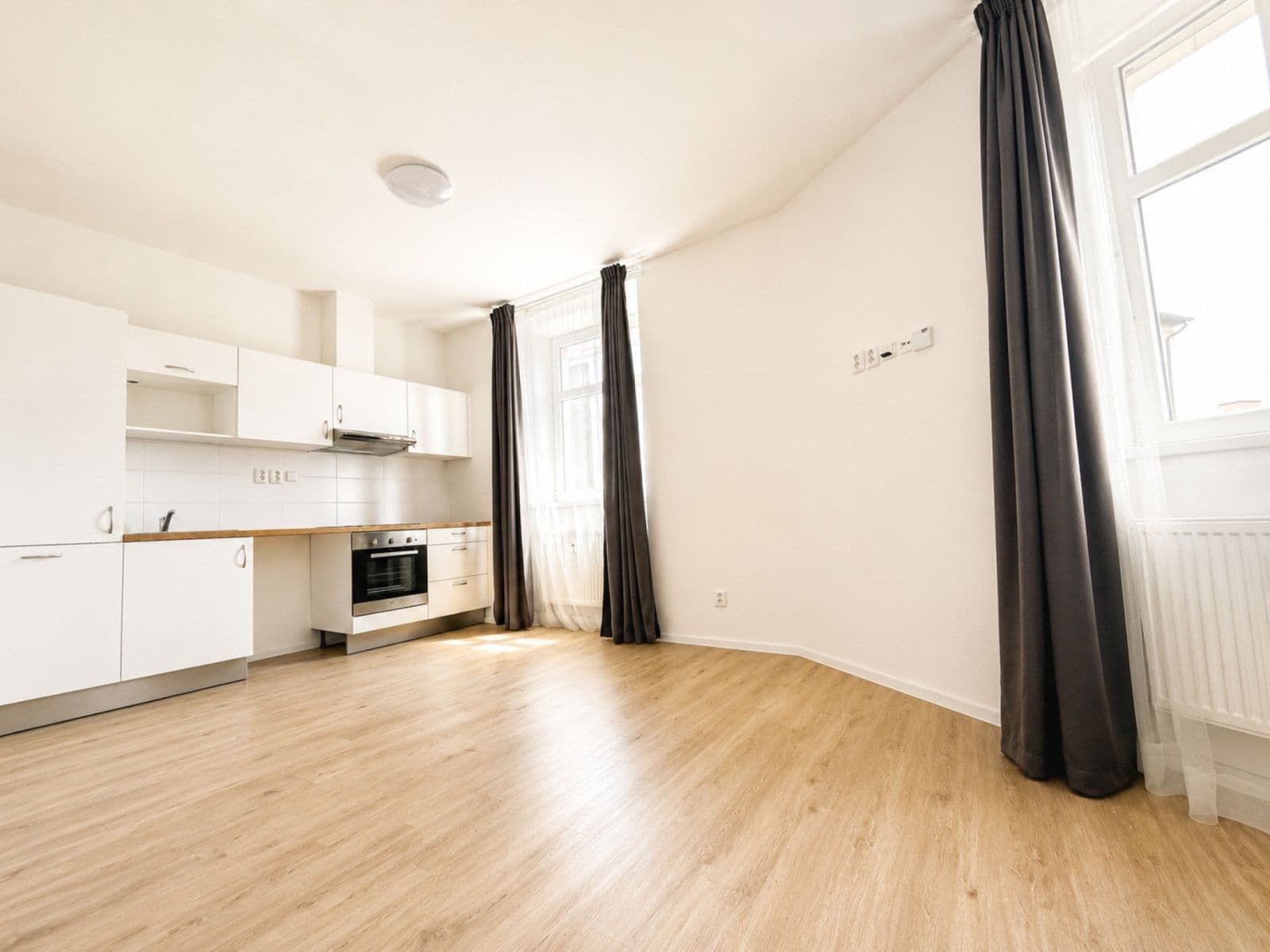 Pronájem bytu 1+kk 25 m², Mathonova, Brno, Jihomoravský kraj Pronájem bytu 1+kk 25 m², Mathonova, Brno, Jihomoravský kraj