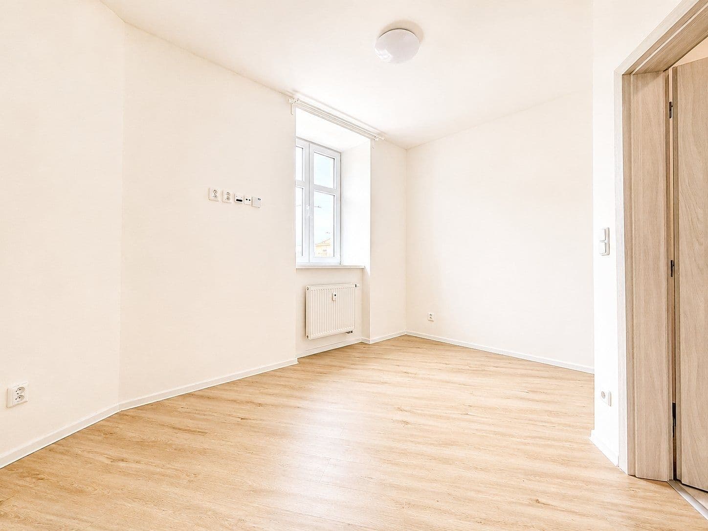 Pronájem bytu 1+kk 25 m², Mathonova, Brno, Jihomoravský kraj Pronájem bytu 1+kk 25 m², Mathonova, Brno, Jihomoravský kraj