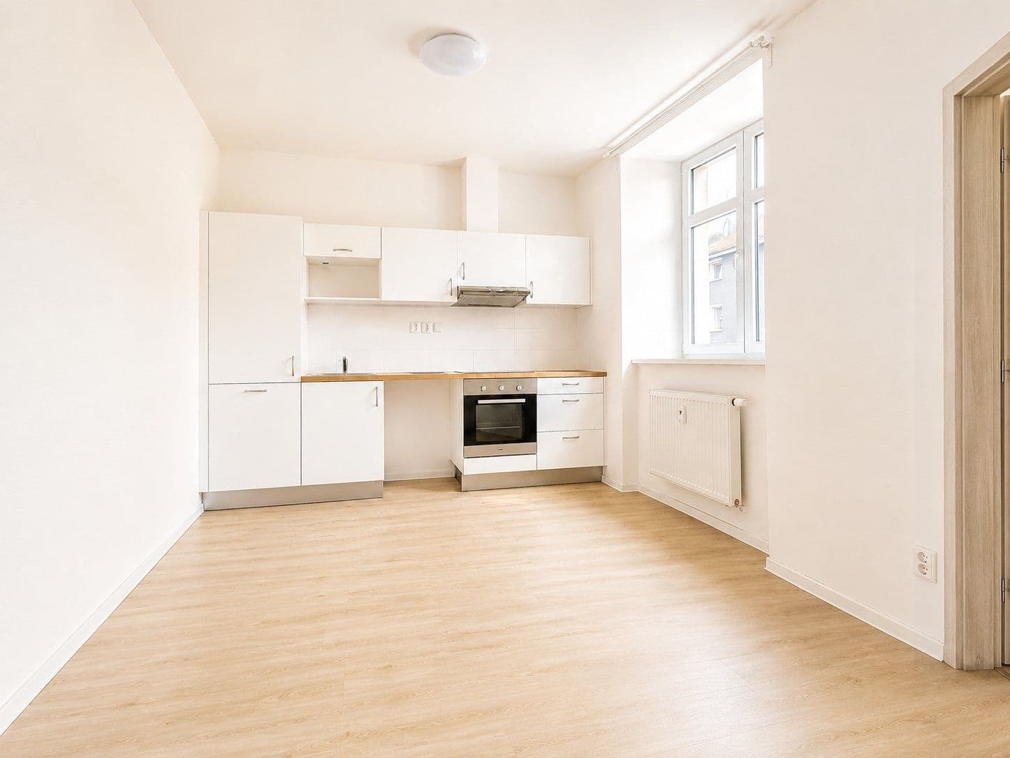 Pronájem bytu 1+kk 25 m², Mathonova, Brno, Jihomoravský kraj Pronájem bytu 1+kk 25 m², Mathonova, Brno, Jihomoravský kraj