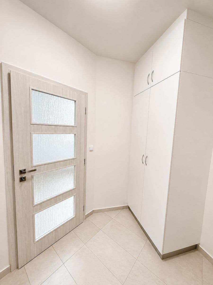 Pronájem bytu 1+kk 25 m², Mathonova, Brno, Jihomoravský kraj Pronájem bytu 1+kk 25 m², Mathonova, Brno, Jihomoravský kraj