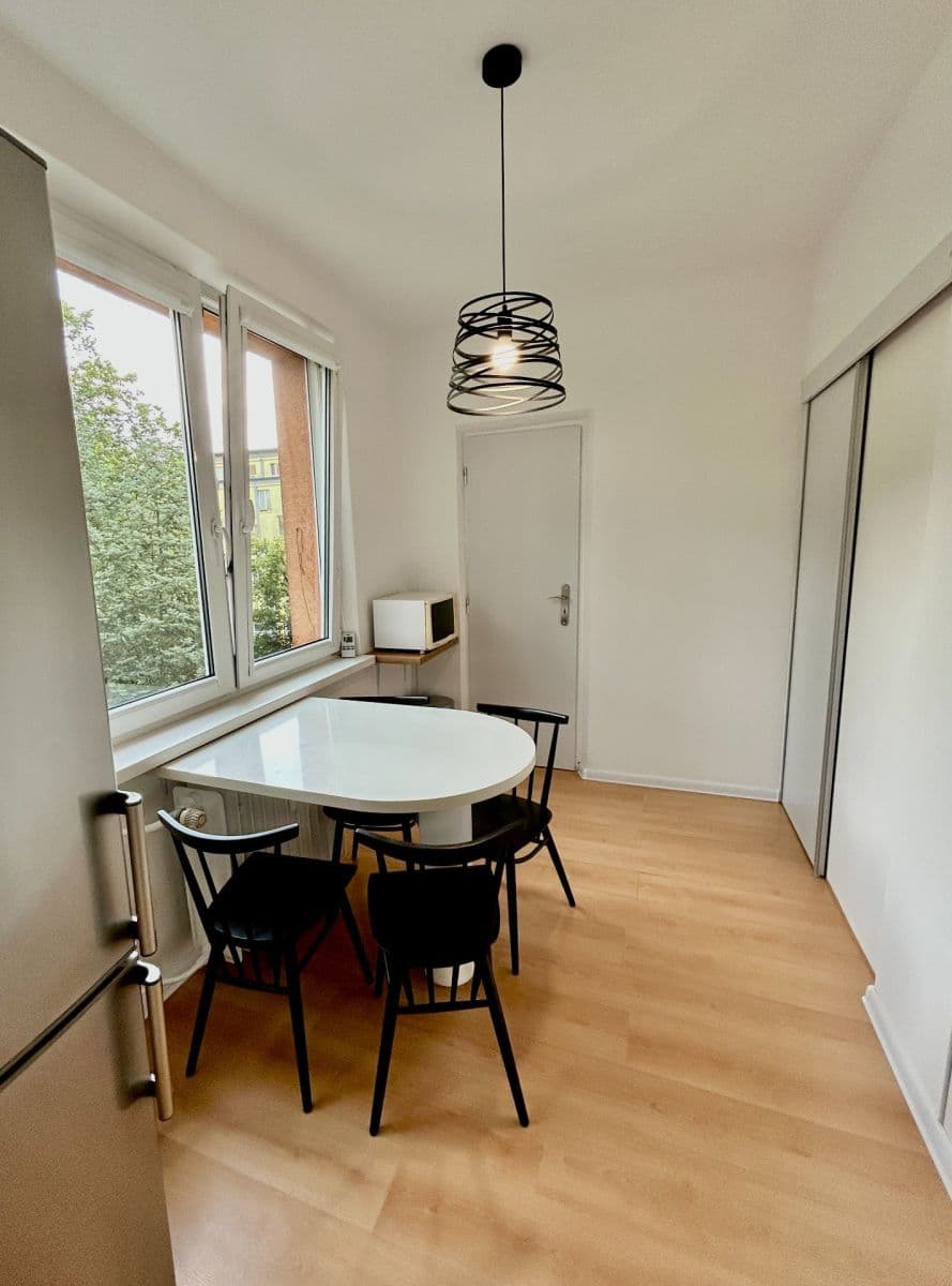 Pronájem bytu 2+1 66 m², Hlinská, Žilina, Žilinský kraj Pronájem bytu 2+1 66 m², Hlinská, Žilina, Žilinský kraj