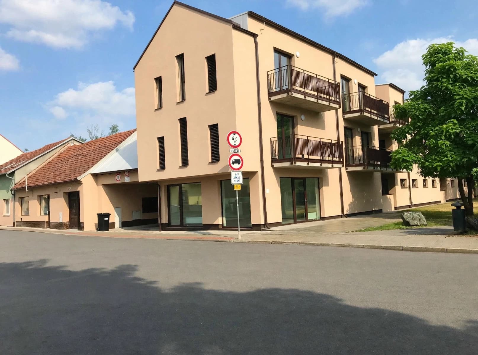 Pronájem bytu 2+kk 55 m², Moravanská, Brno, Jihomoravský kraj Pronájem bytu 2+kk 55 m², Moravanská, Brno, Jihomoravský kraj