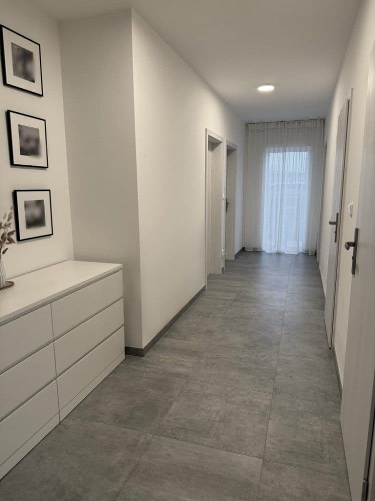 Prodej domu 120 m², pozemek 834 m², Spojovací, Kostelec nad Labem, Středočeský kraj Prodej domu 120 m², pozemek 834 m², Spojovací, Kostelec nad Labem, Středočeský kraj