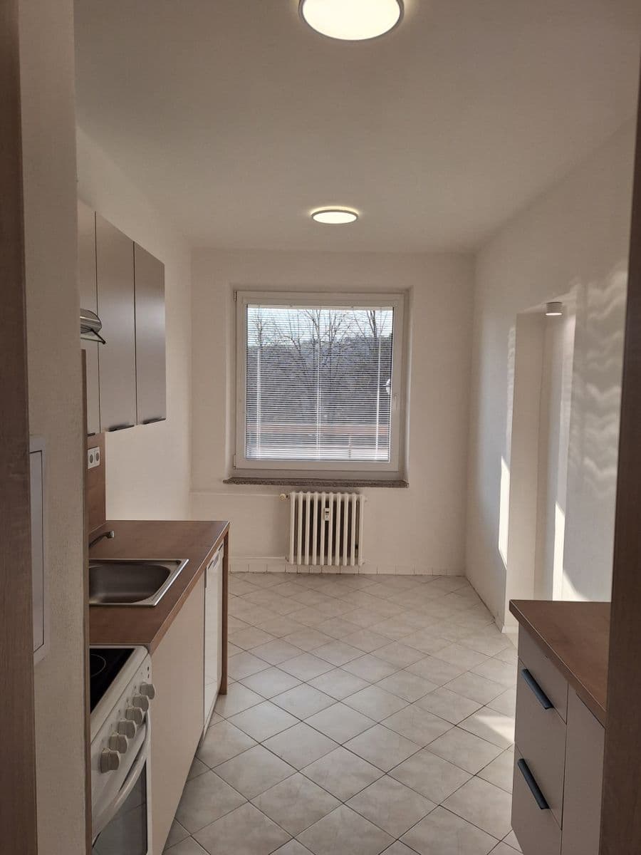 Pronájem bytu 2+1 57 m², Javorová, Zlín, Zlínský kraj Pronájem bytu 2+1 57 m², Javorová, Zlín, Zlínský kraj
