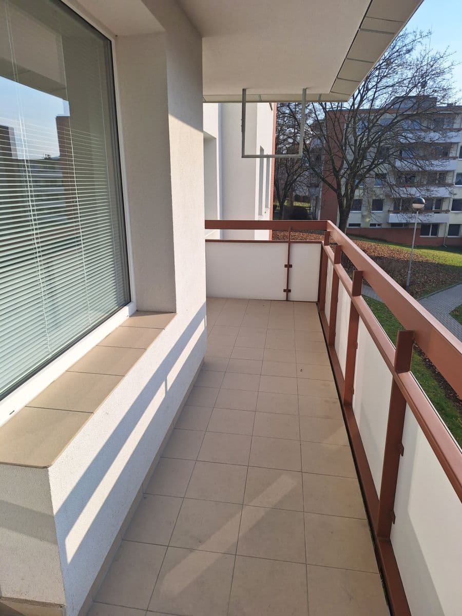 Pronájem bytu 2+1 57 m², Javorová, Zlín, Zlínský kraj Pronájem bytu 2+1 57 m², Javorová, Zlín, Zlínský kraj