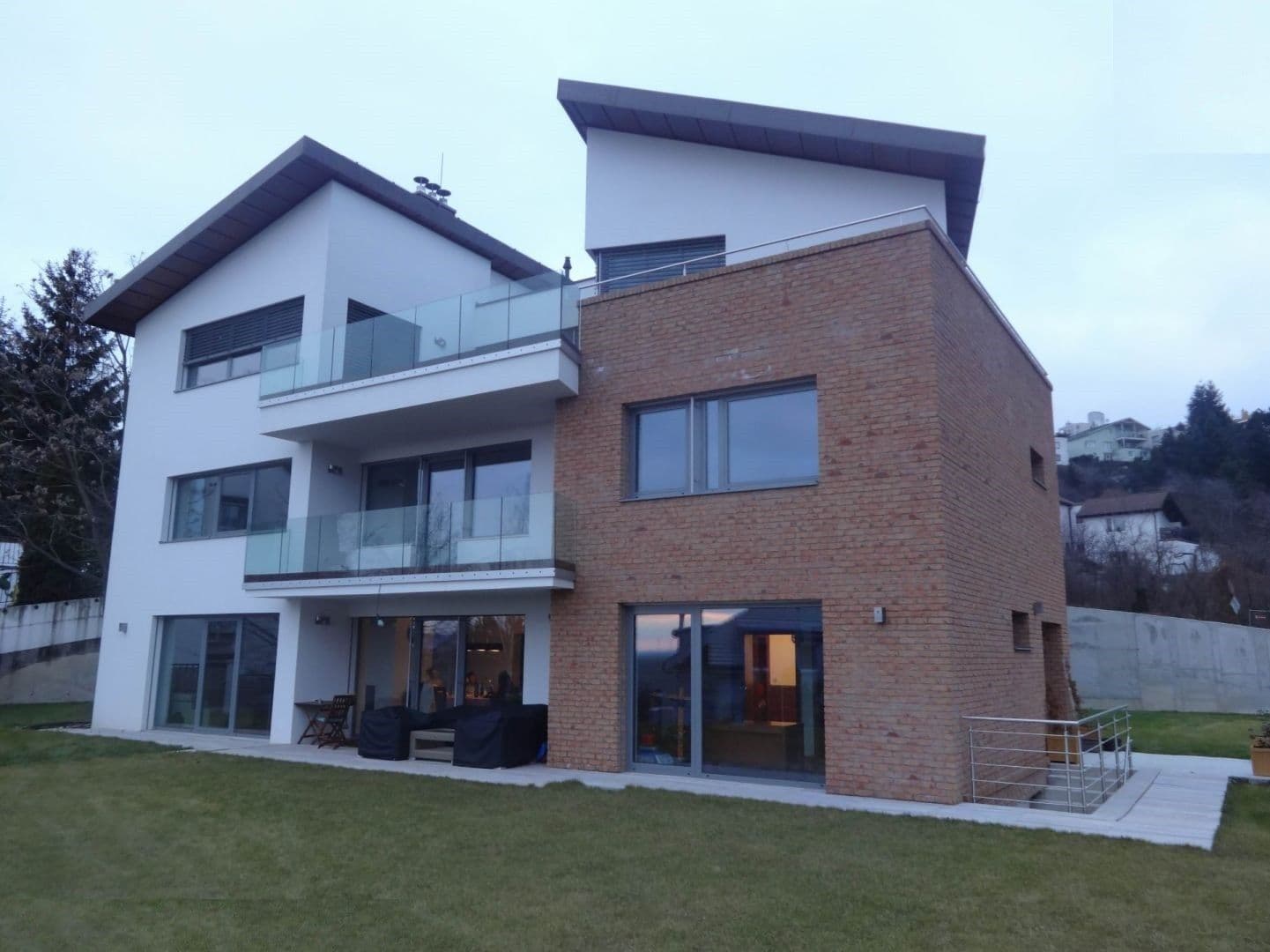 Pronájem bytu 5+kk 170 m², Kráľovské údolie, Bratislava - mestská časť Staré Mesto, Bratislavský kraj Pronájem bytu 5+kk 170 m², Kráľovské údolie, Bratislava - mestská časť Staré Mesto, Bratislavský kraj