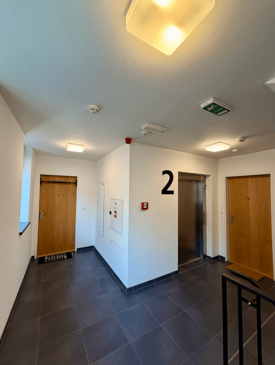 Pronájem bytu 2+kk 56 m², Dělnická, Praha, Praha Pronájem bytu 2+kk 56 m², Dělnická, Praha, Praha