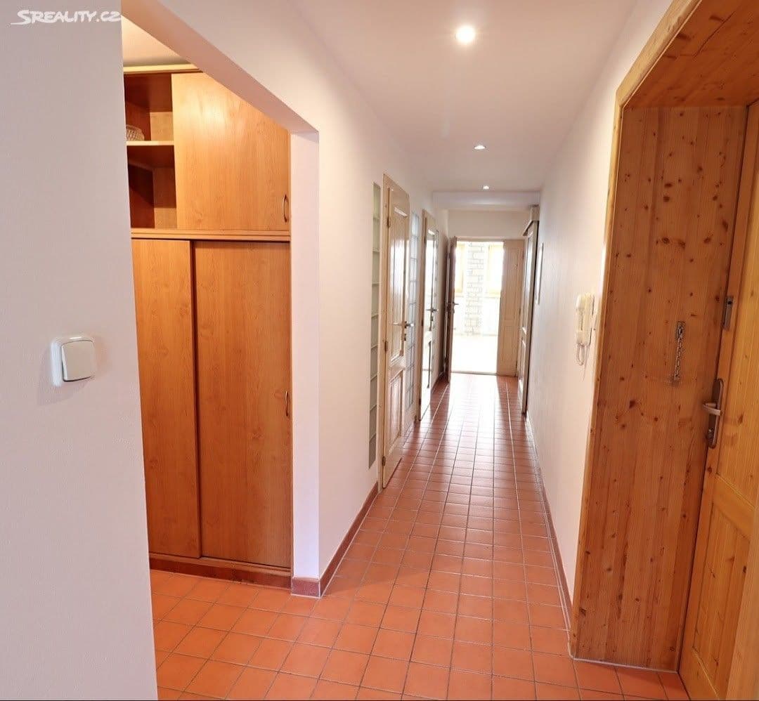 Pronájem bytu 3+kk 80 m², 5. května, Horšovský Týn, Plzeňský kraj Pronájem bytu 3+kk 80 m², 5. května, Horšovský Týn, Plzeňský kraj
