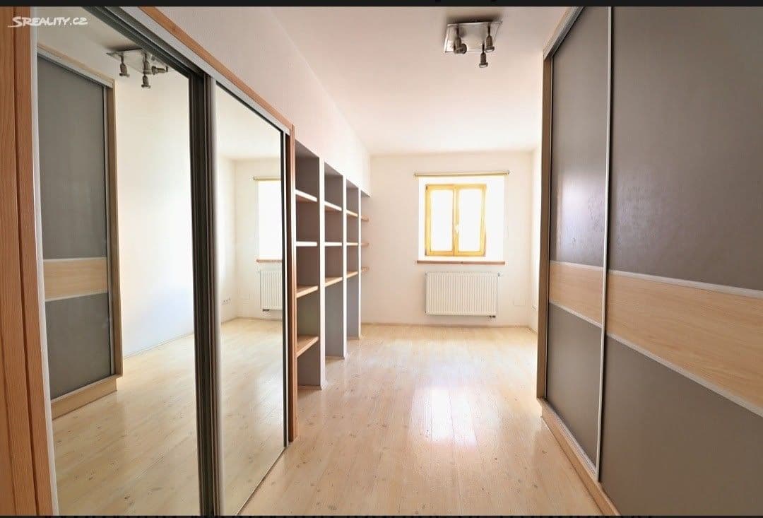 Pronájem bytu 3+kk 80 m², 5. května, Horšovský Týn, Plzeňský kraj Pronájem bytu 3+kk 80 m², 5. května, Horšovský Týn, Plzeňský kraj