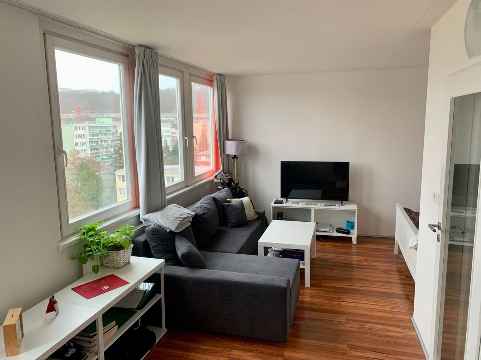Prodej bytu 1+kk 30 m², Molákova, Praha, Praha Prodej bytu 1+kk 30 m², Molákova, Praha, Praha
