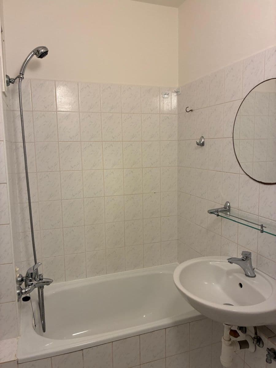 Pronájem bytu 1+1 38 m², Na Domovině, Praha, Praha Pronájem bytu 1+1 38 m², Na Domovině, Praha, Praha