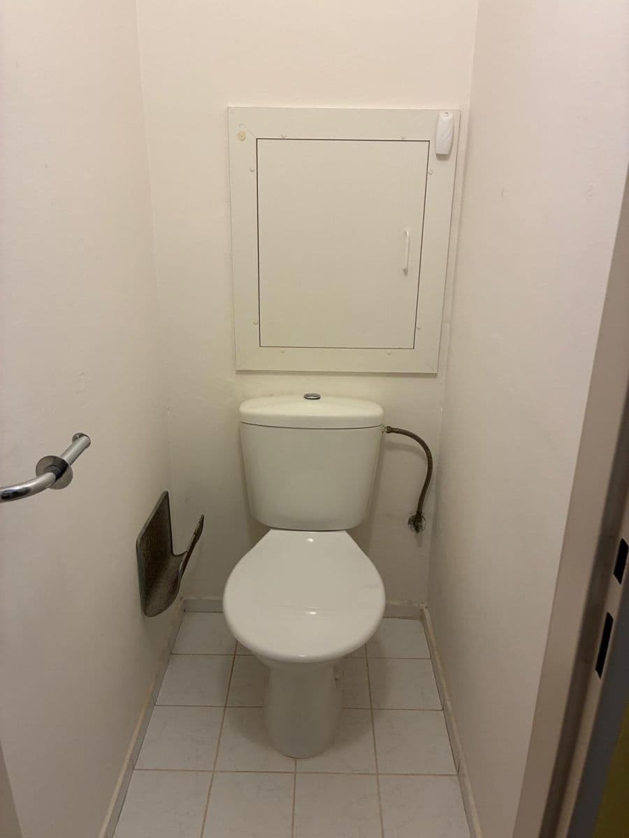 Pronájem bytu 1+1 38 m², Na Domovině, Praha, Praha Pronájem bytu 1+1 38 m², Na Domovině, Praha, Praha