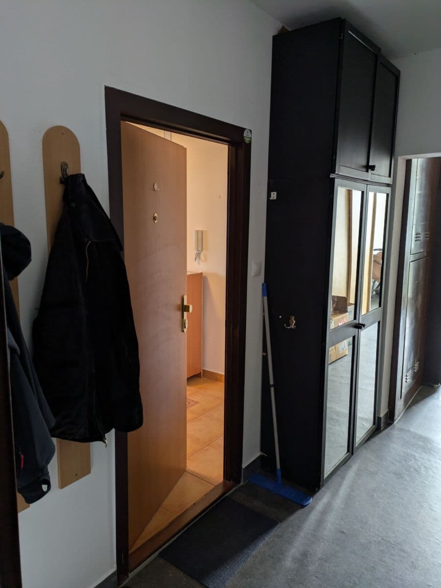 Pronájem bytu 3+1 69 m², Koprivnická, Dúbravka, Bratislavský kraj Pronájem bytu 3+1 69 m², Koprivnická, Dúbravka, Bratislavský kraj