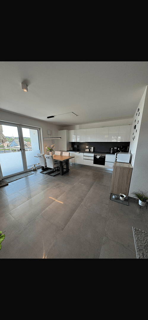 Pronájem bytu 3+1 89 m², Steinäcker 1 C, Unterhausen, Bavorsko Pronájem bytu 3+1 89 m², Steinäcker 1 C, Unterhausen, Bavorsko
