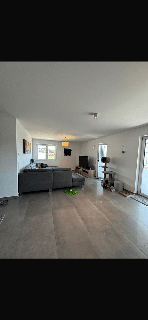 Pronájem bytu 3+1 89 m², Steinäcker 1 C, Unterhausen, Bavorsko Pronájem bytu 3+1 89 m², Steinäcker 1 C, Unterhausen, Bavorsko