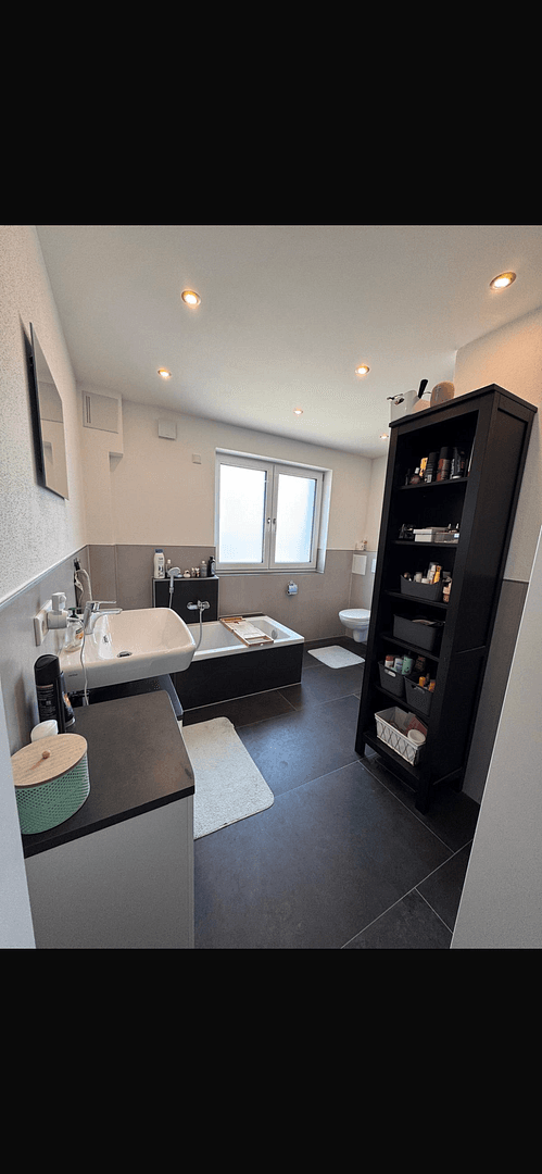 Pronájem bytu 3+1 89 m², Steinäcker 1 C, Unterhausen, Bavorsko Pronájem bytu 3+1 89 m², Steinäcker 1 C, Unterhausen, Bavorsko