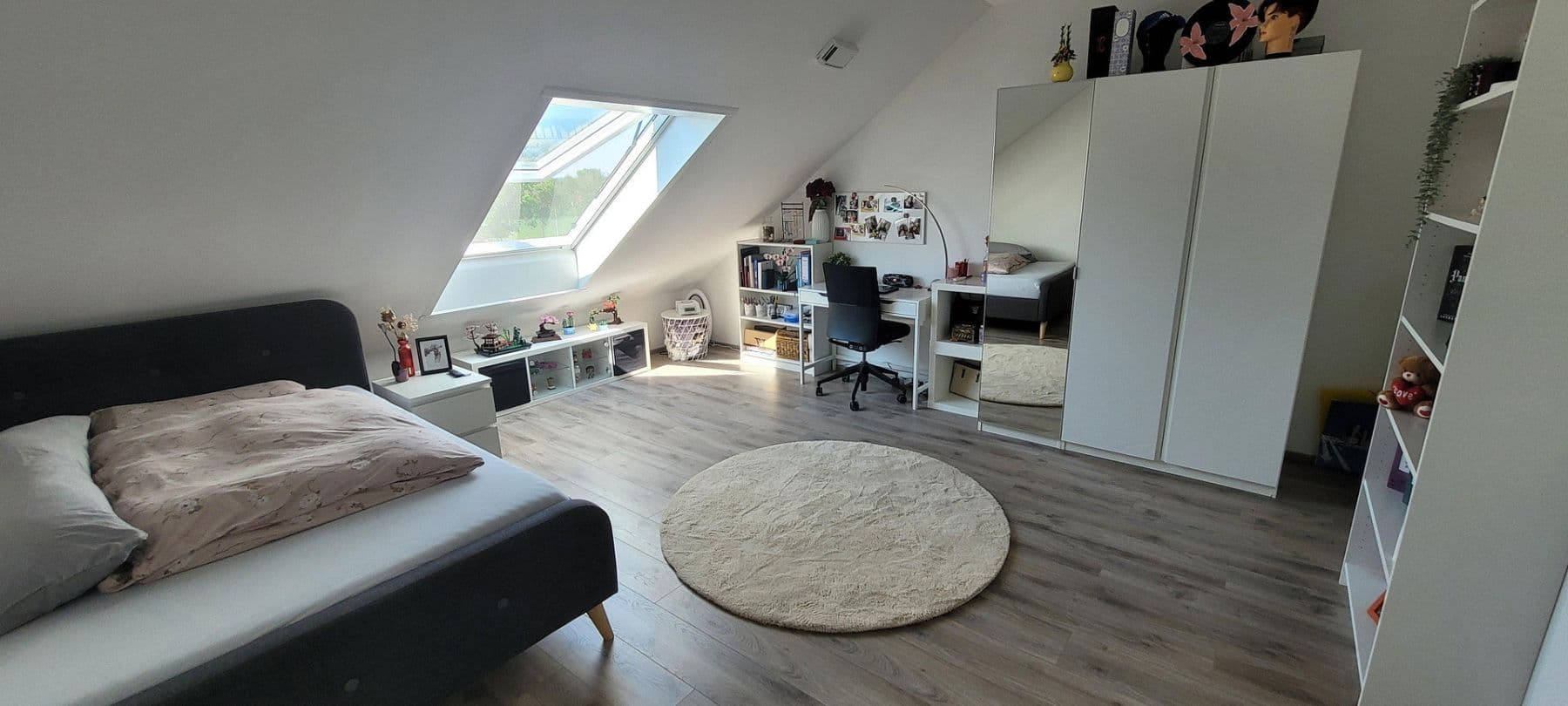 Prodej domu 145 m², pozemek 288 m², Zukowostraße 2, D - 90530 Wendelstein / Bayern, Wendelstein, Bavorsko Prodej domu 145 m², pozemek 288 m², Zukowostraße 2, D - 90530 Wendelstein / Bayern, Wendelstein, Bavorsko