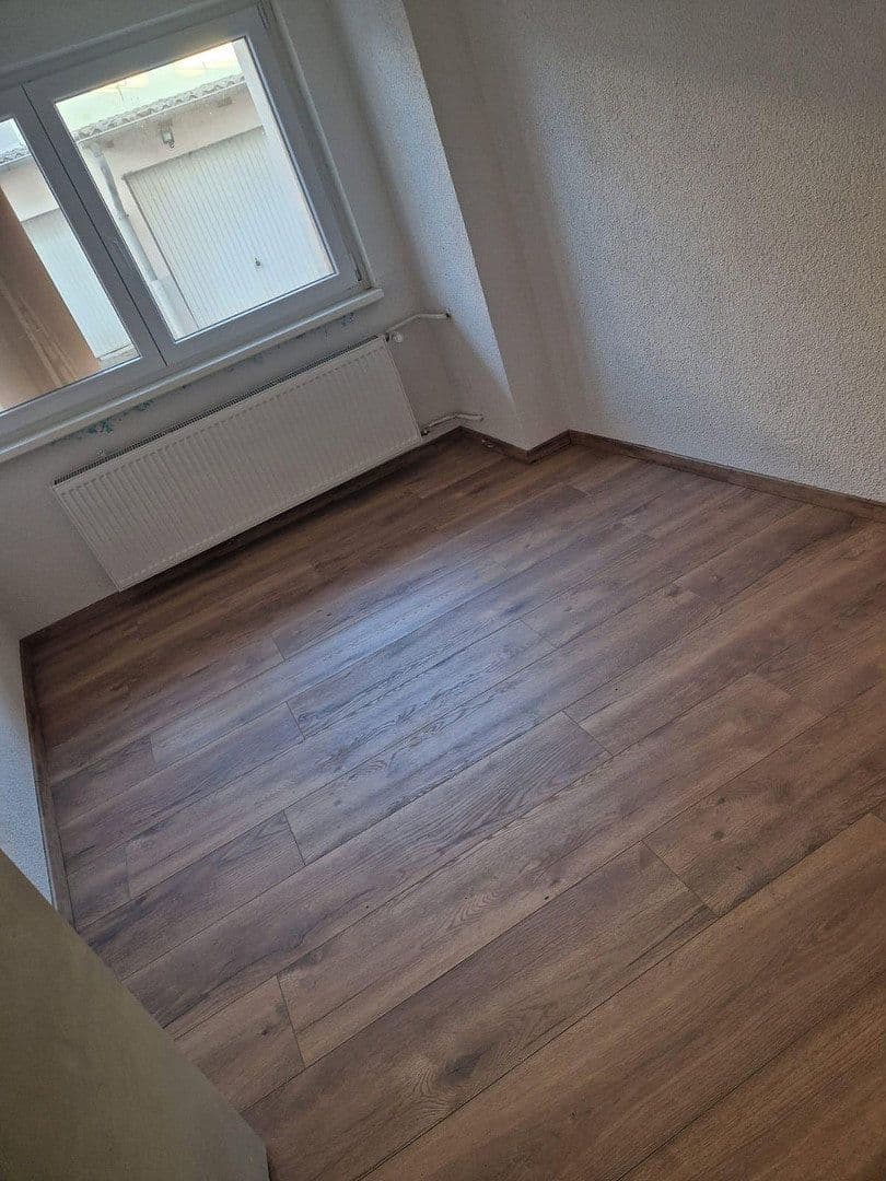 Pronájem bytu 5+1 120 m², Dankelsbachstrasse 41, Pirmasens, Porýní-Falc Pronájem bytu 5+1 120 m², Dankelsbachstrasse 41, Pirmasens, Porýní-Falc