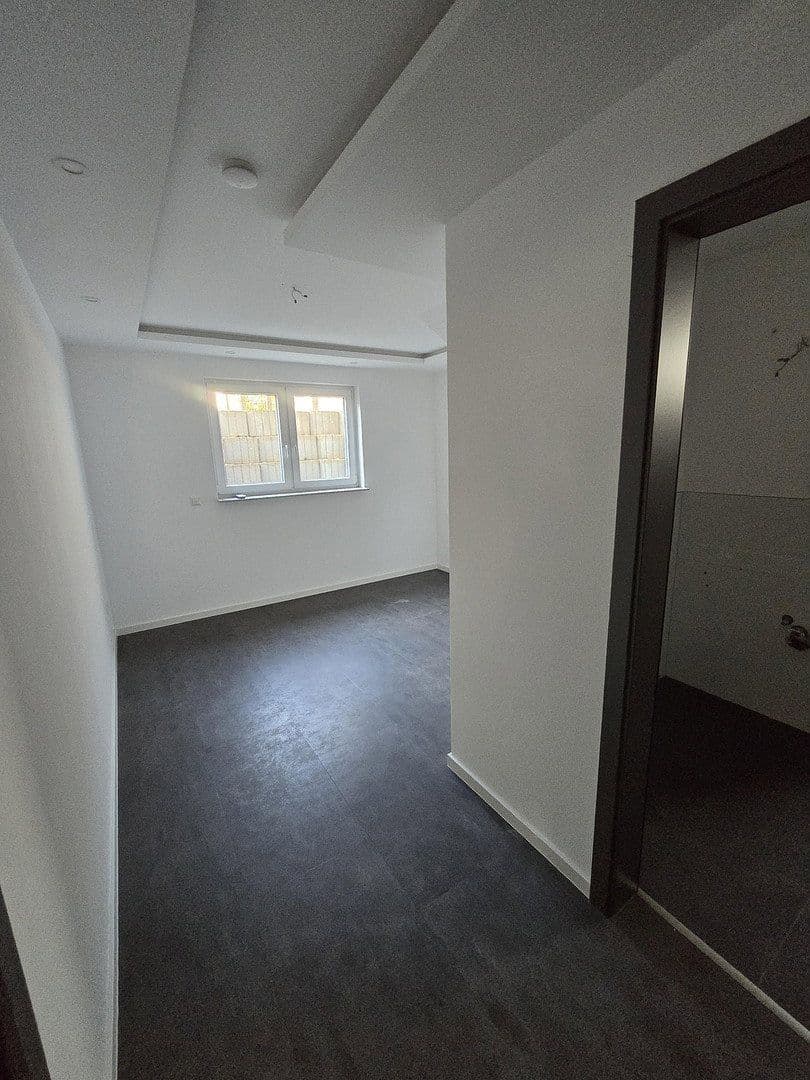 Prodej domu 236 m², pozemek 571 m², Am Sträßel 17, Lustadt, Porýní-Falc Prodej domu 236 m², pozemek 571 m², Am Sträßel 17, Lustadt, Porýní-Falc