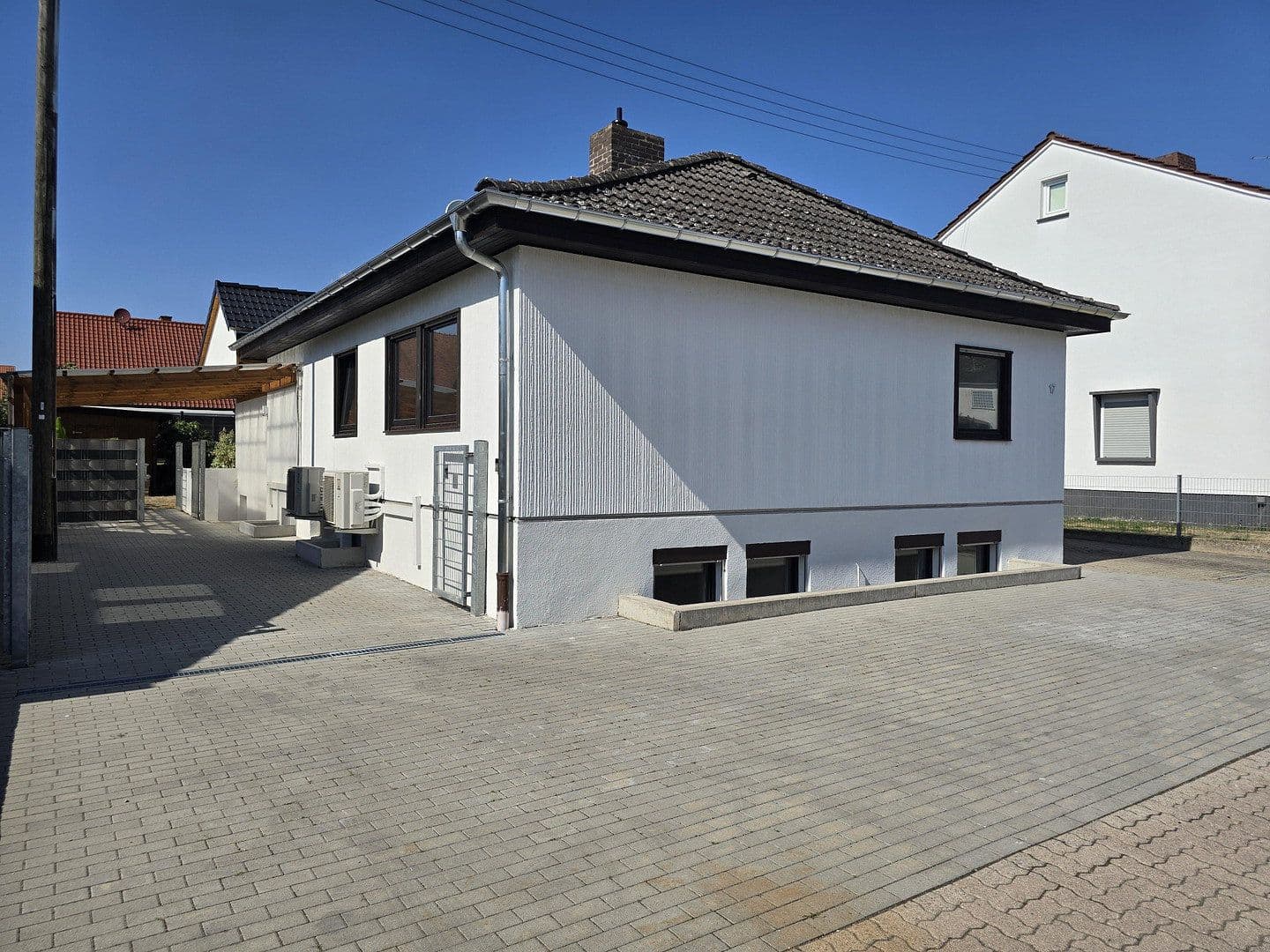 Prodej domu 236 m², pozemek 571 m², Am Sträßel 17, Lustadt, Porýní-Falc Prodej domu 236 m², pozemek 571 m², Am Sträßel 17, Lustadt, Porýní-Falc