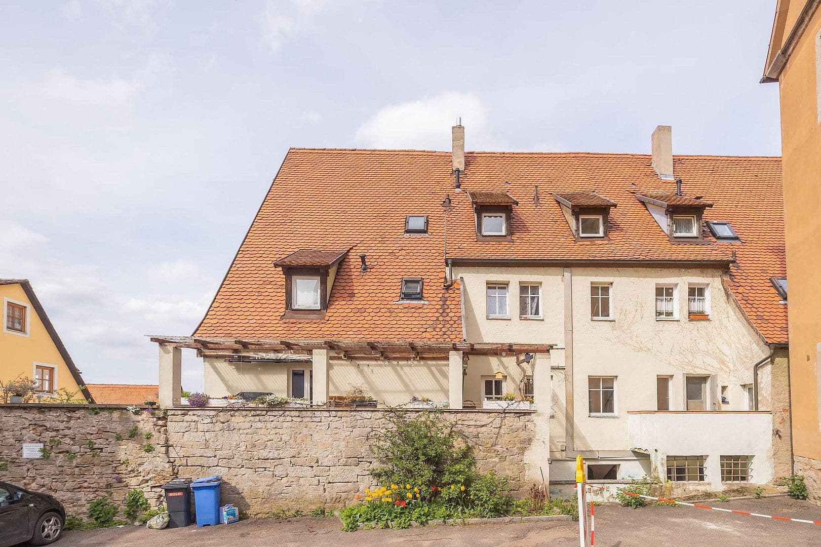 Prodej domu 540 m², pozemek 430 m², Judengasse 32, Rothenburg ob der Tauber, Bavorsko Prodej domu 540 m², pozemek 430 m², Judengasse 32, Rothenburg ob der Tauber, Bavorsko